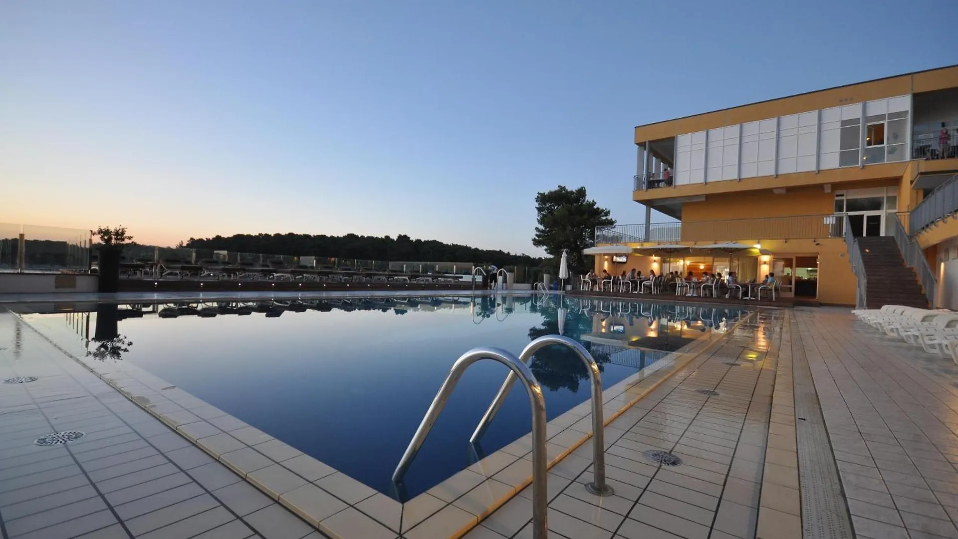 Splendid Resort Pula 3*,