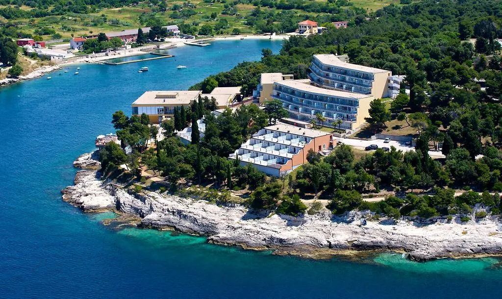 Splendid Resort Pula 3*,