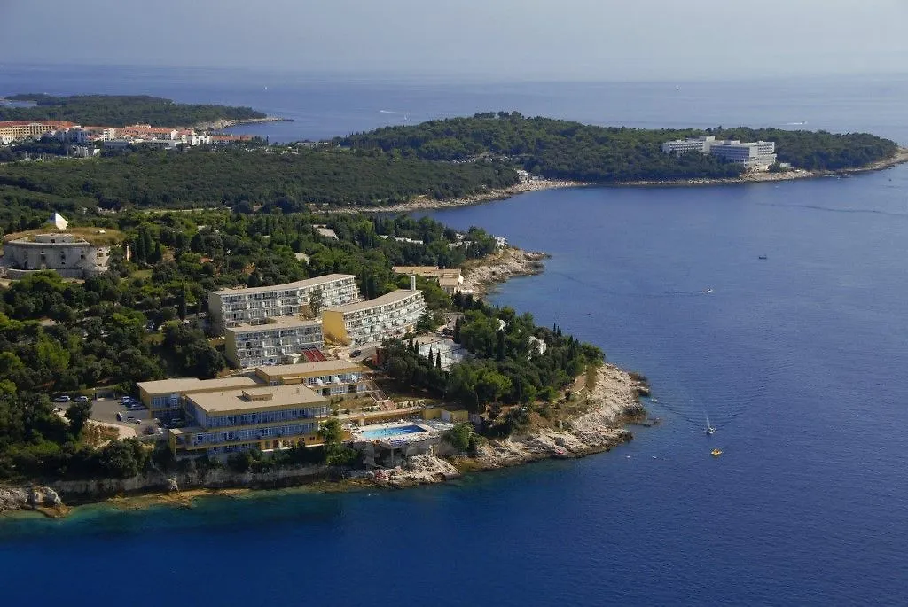 Splendid Resort Pula 3*,