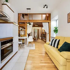 Apartment La Guardia With Free Private Parking Rijeka